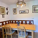 Haus Im Grünen, Ruhe, Großer Eingezäunter Garten - Ideal Für Familien Und Hunde *