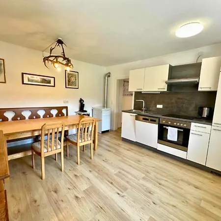 Feriehus Haus Im Gruenen, Ruhe, Grosser Eingezaeunter Garten - Ideal Fuer Familien Und Hunde