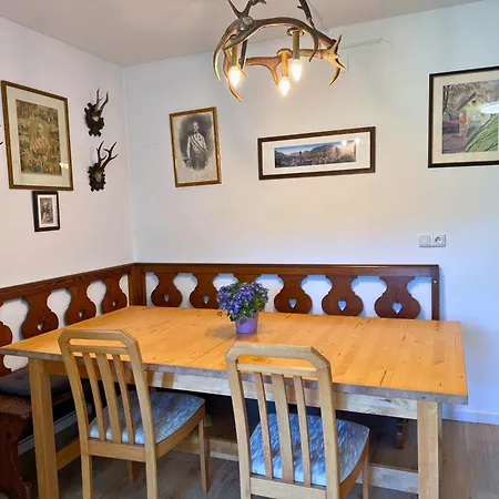 Haus Im Gruenen, Ruhe, Grosser Eingezaeunter Garten - Ideal Fuer Familien Und Hunde *