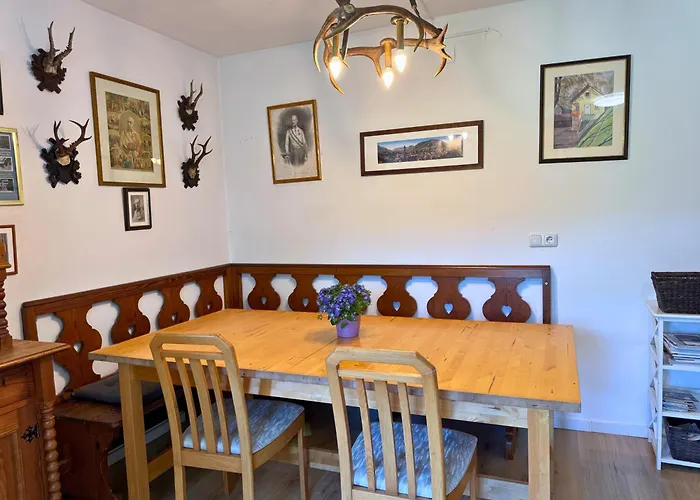 Haus Im Gruenen, Ruhe, Grosser Eingezaeunter Garten - Ideal Fuer Familien Und Hunde *