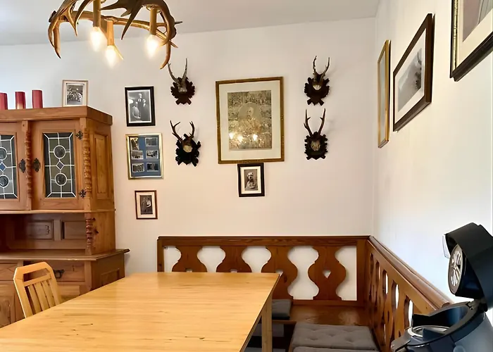 Haus Im Gruenen, Ruhe, Grosser Eingezaeunter Garten - Ideal Fuer Familien Und Hunde * Pinsdorf