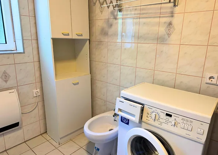 Haus Im Gruenen, Ruhe, Grosser Eingezaeunter Garten - Ideal Fuer Familien Und Hunde Σπίτι διακοπών