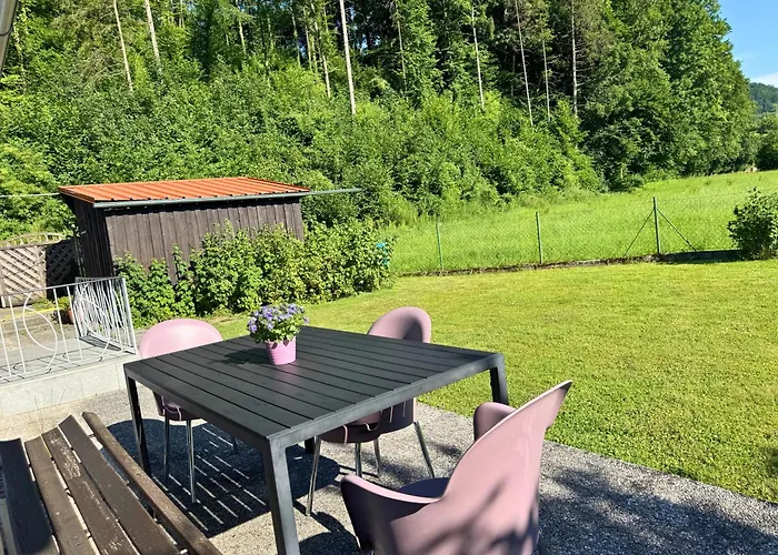 Σπίτι διακοπών Haus Im Gruenen, Ruhe, Grosser Eingezaeunter Garten - Ideal Fuer Familien Und Hunde