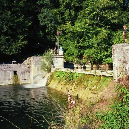 Haus Im Gruenen, Ruhe, Grosser Eingezaeunter Garten - Ideal Fuer Familien Und Hunde Dom wakacyjny Pinsdorf